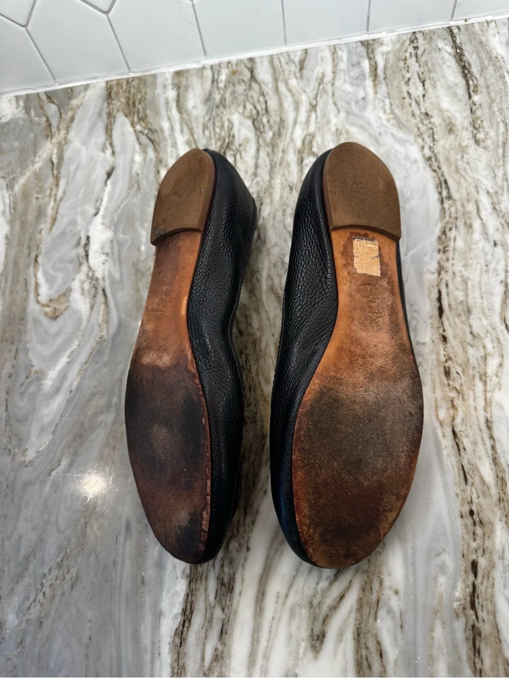 Tory Burch Black Leather Ballet Flats with Gold Logo Medallion